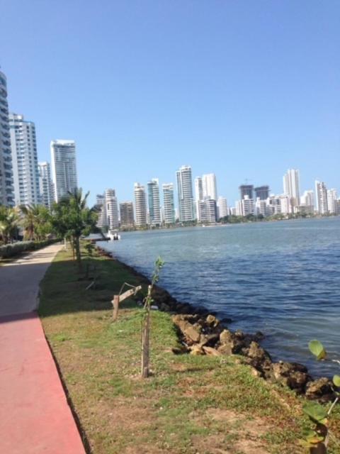 Sol, Arena, Mar, Y Piscina * Cartagène